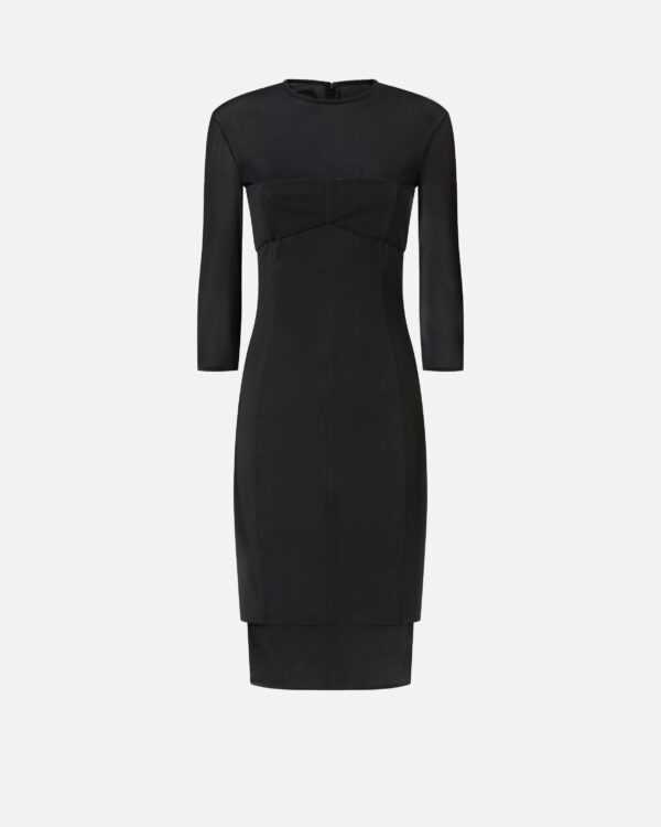 Vestido a la rodilla con transparencias