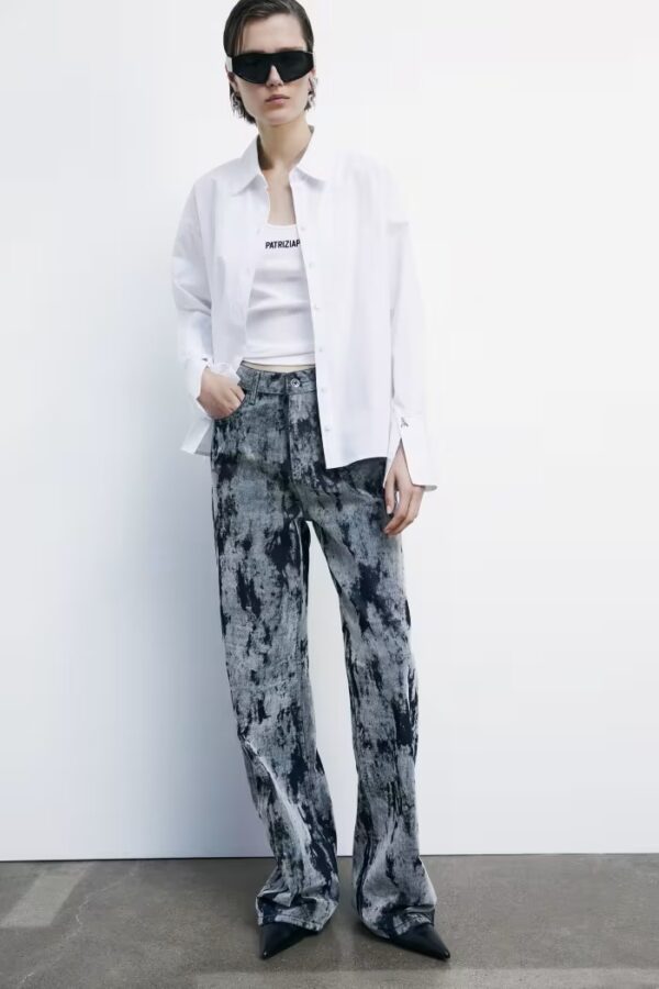 Vaqueros de pierna ancha con estampado flocado - Imagen 2