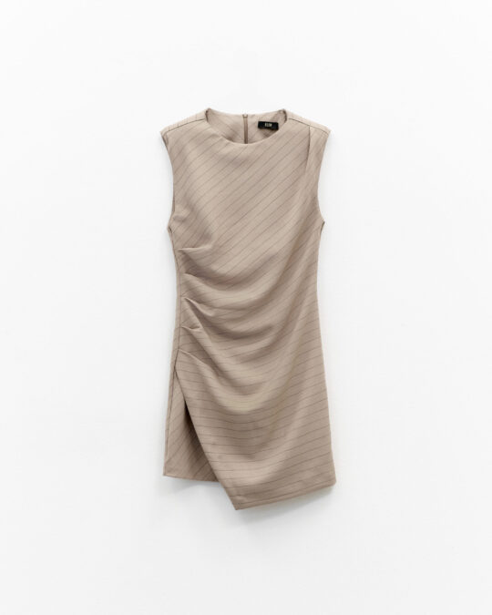 Vestido Beige Asimétrico con Rayas