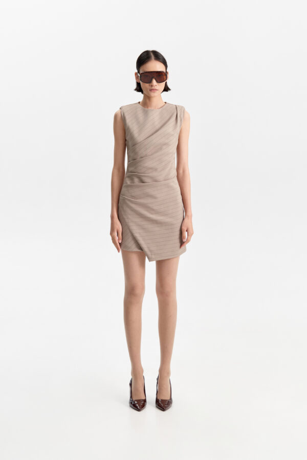 Vestido Beige Asimétrico con Rayas - Imagen 2