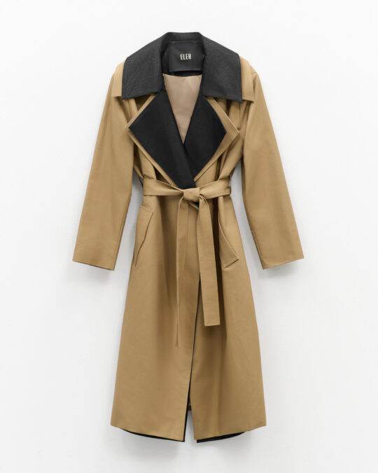 Trench Coat Beige con Detalle Negro