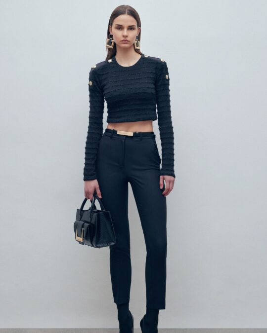 Top Negro de Tweed con Botones Dorados