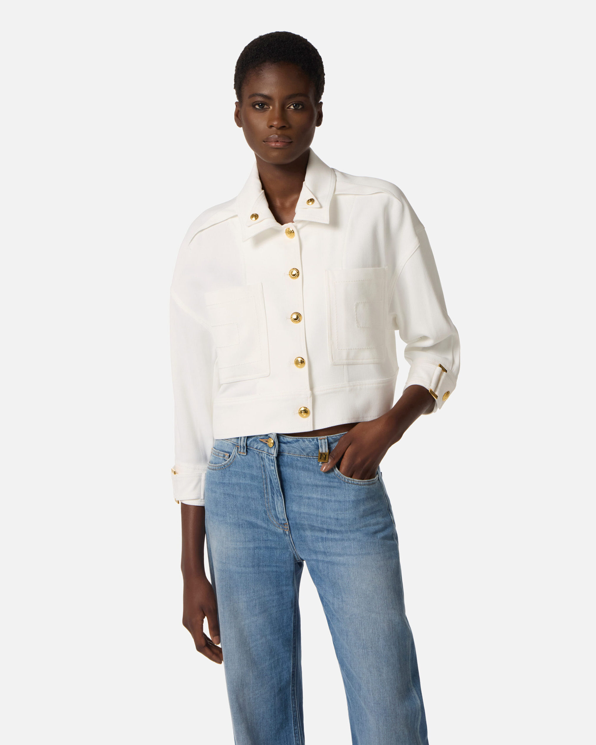 Abrigo caban de gabardina con botones joya