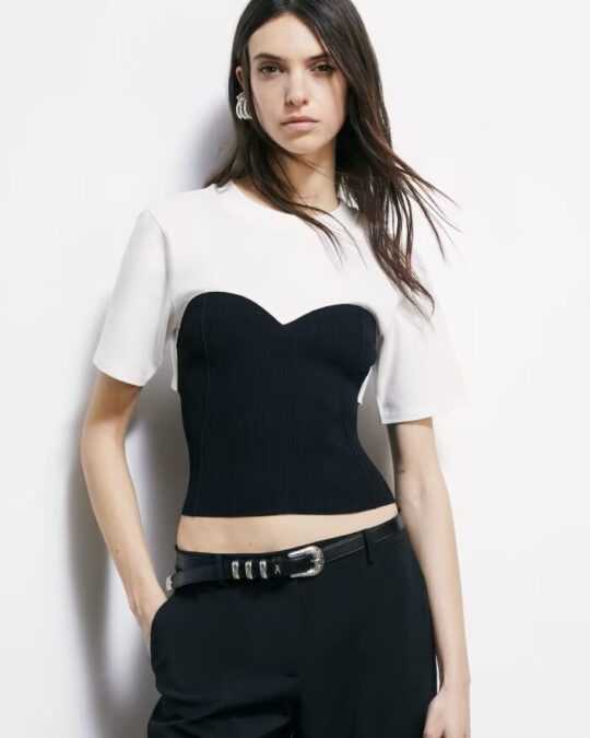Camiseta con bustier de punto – Preventa