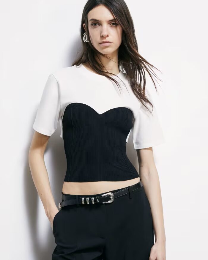 Camiseta con bustier de punto – Preventa