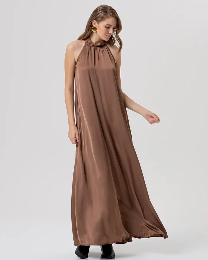 Vestido sin mangas en forma de A en satén