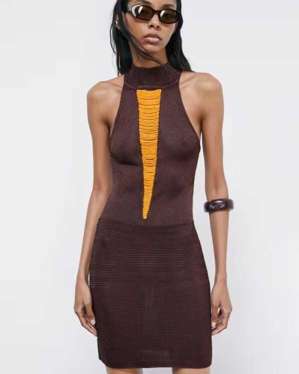 Vestido mini de punto con perlas