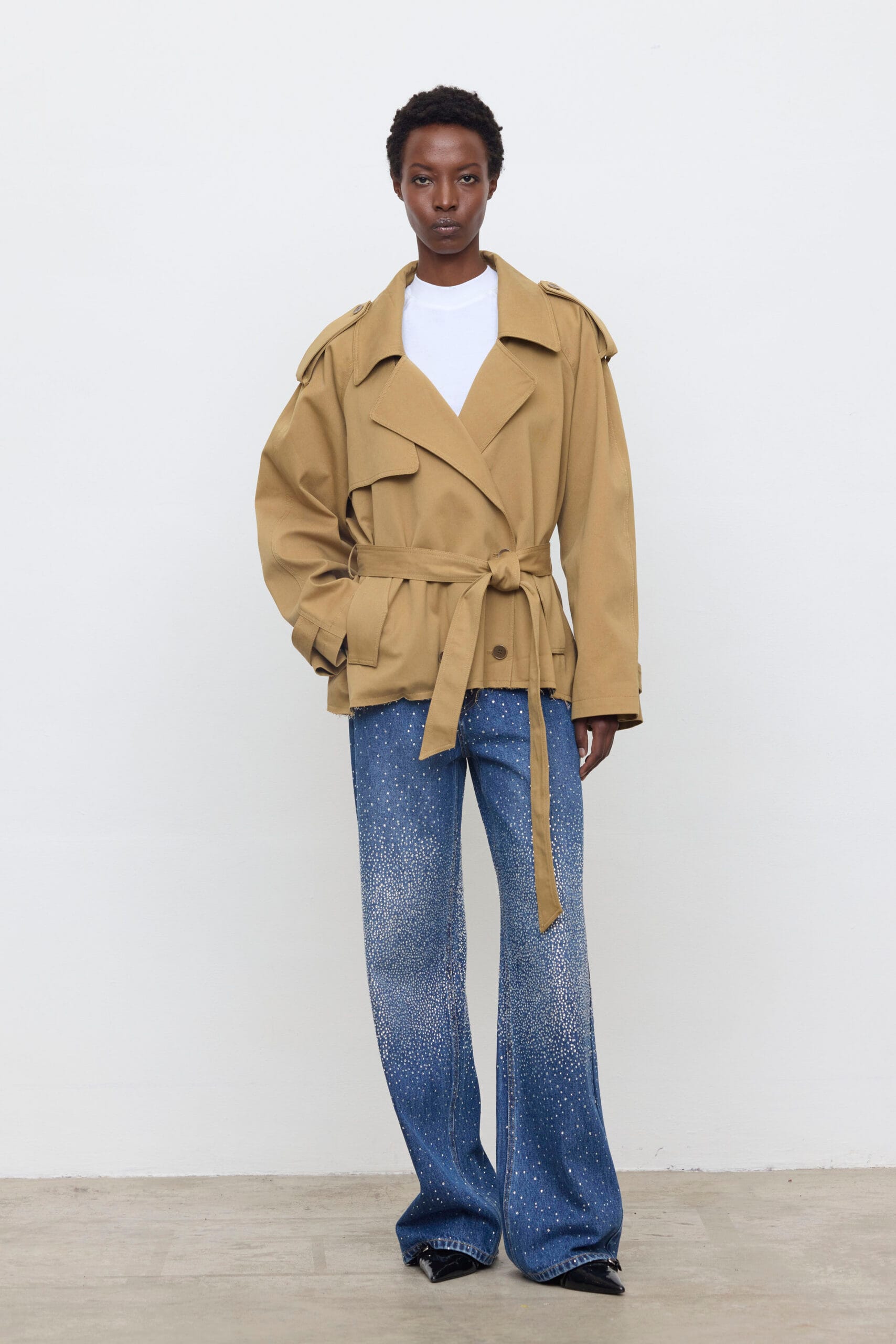 Trench gabardina fluida con cinturón Eleh verde caqui - Imagen 2